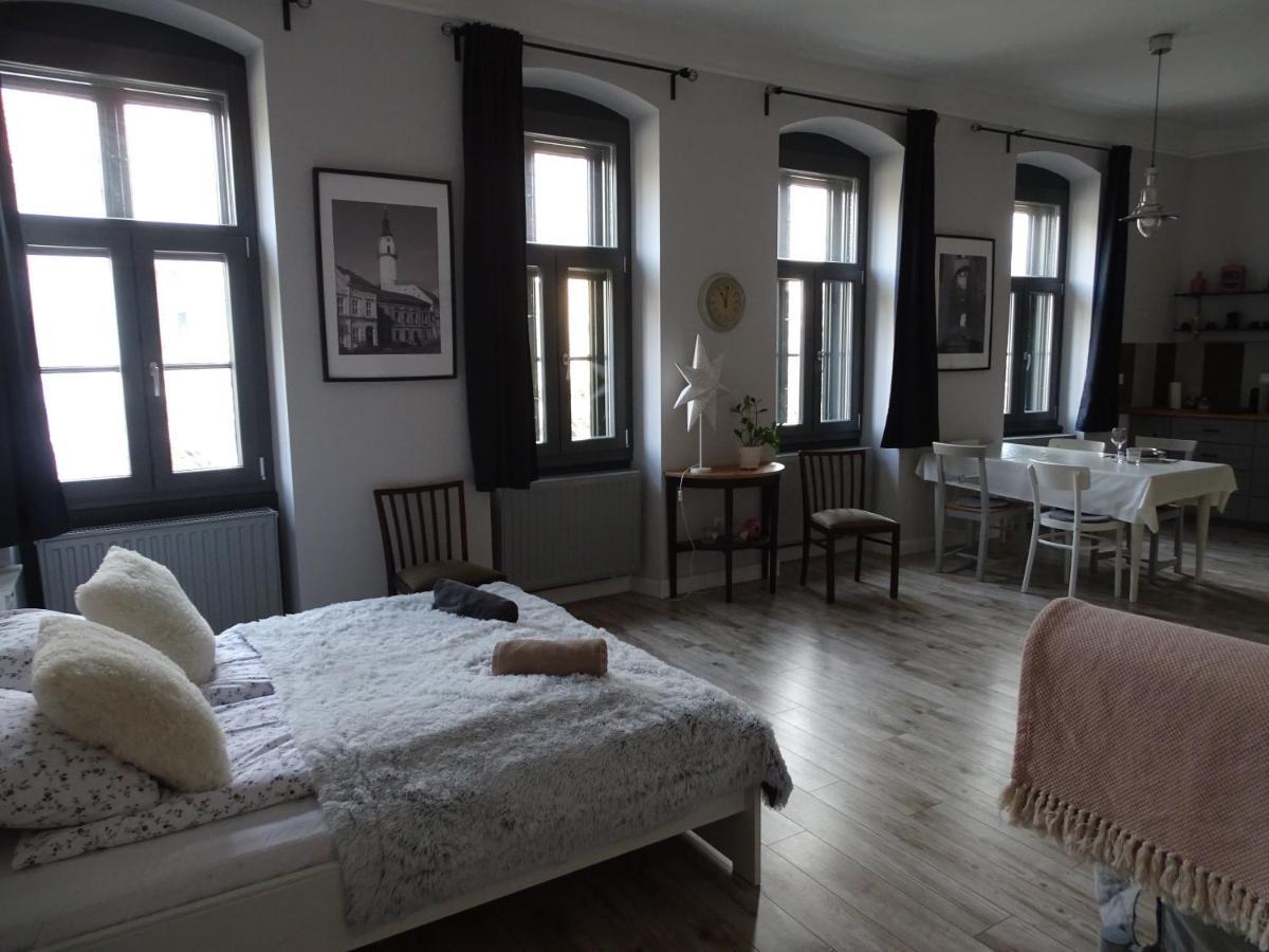Ovaros Apartman Veszprém Exterior foto